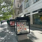 Lägenhetshotell Mrstil Design 5*