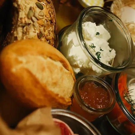 Apartmanhotel Mrstil Design 5*